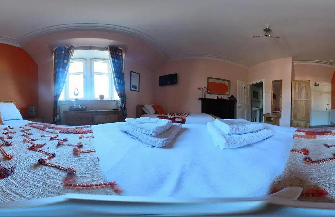 Dalmore Lodge Guest House-1