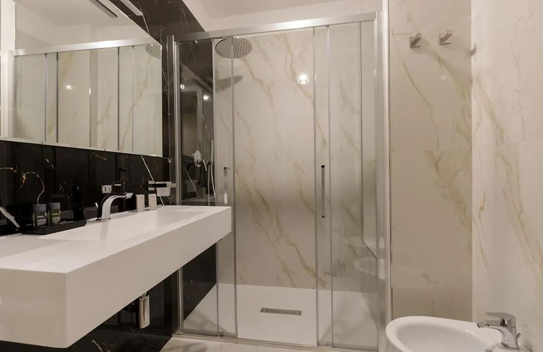 Suites 51-1