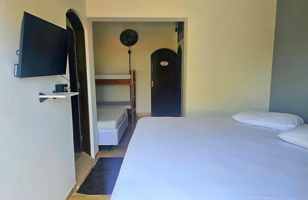 Hostel Praia Centro Itanhaém-1