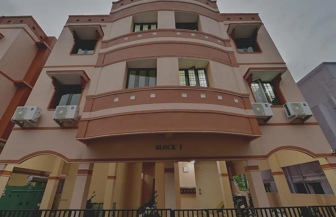 Hotel O G-Cloud-1