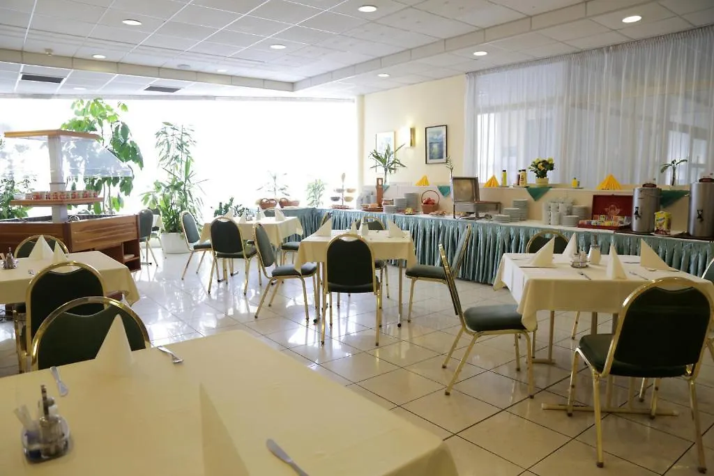 Hotel Bara Gellért-1