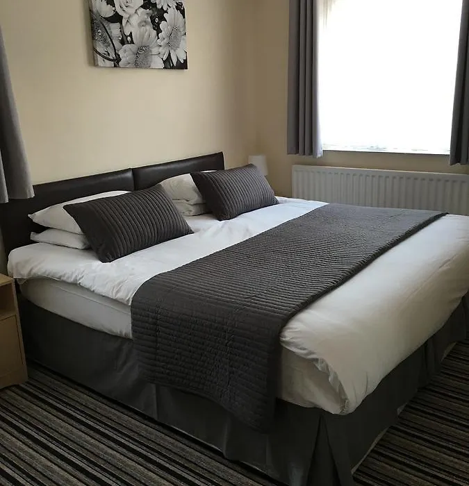 Alder Lodge-1