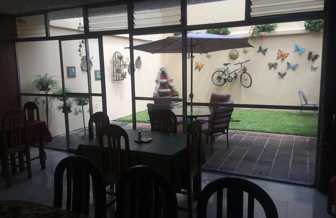 Hostal Los Lagos Inn-1
