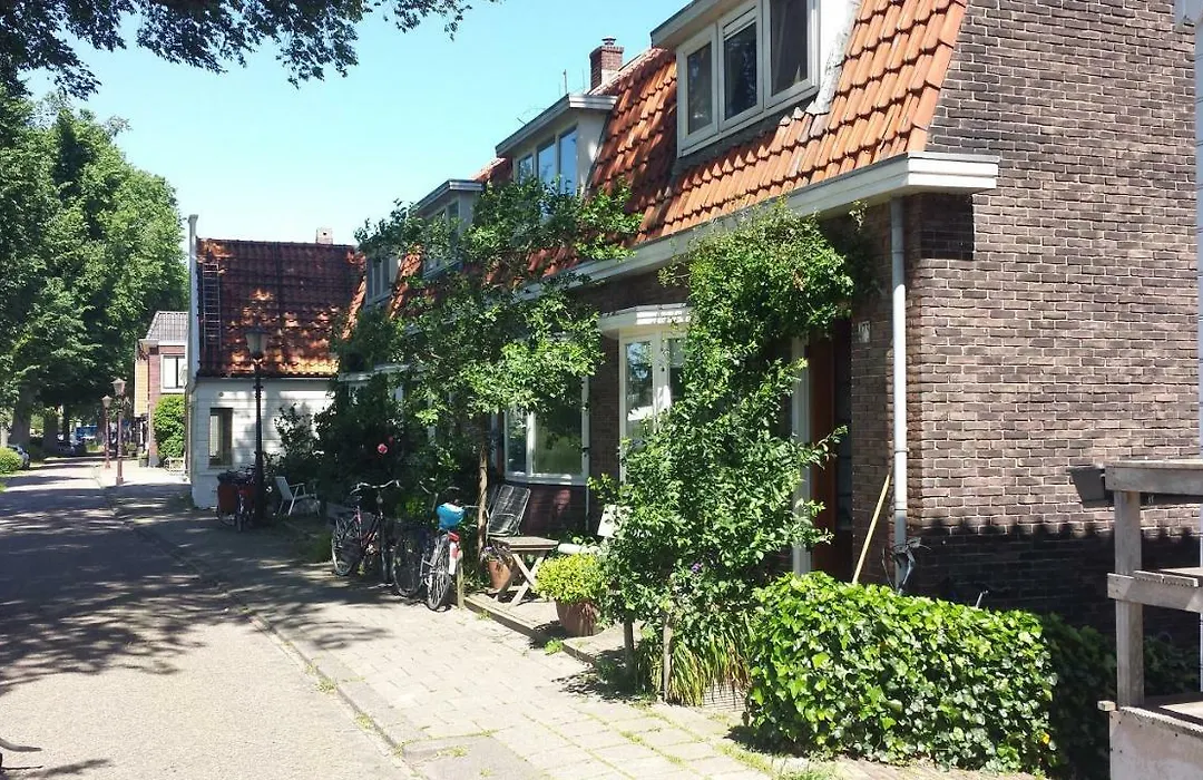 Family House Amsterdam-1