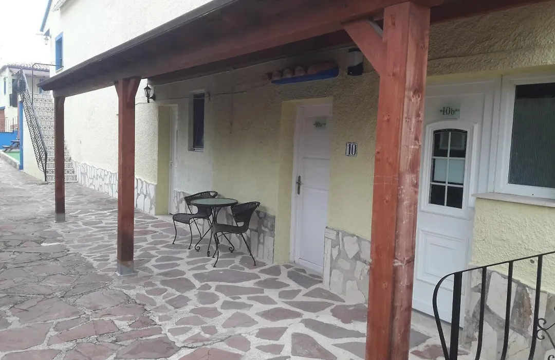 Hostal Oasis-1