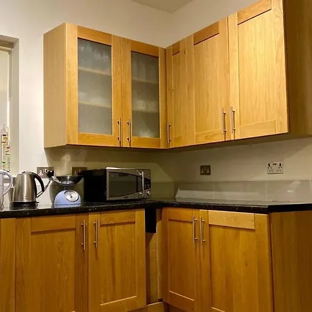 Parkstone Guest House-2