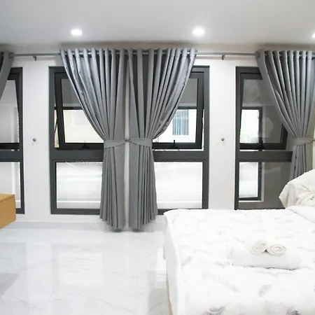 Reddoorz @ Nguyen Dinh Chieu Street-2