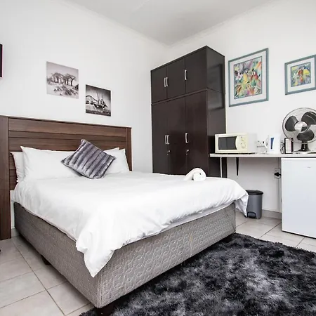 Willow Guest House-2