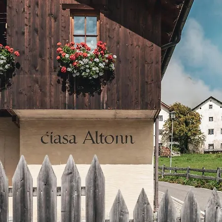 Ciasa Altonn-2