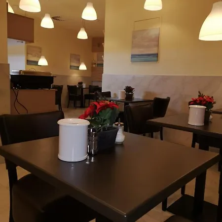Ch-Hotel Luka Budget-3
