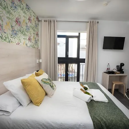 Nerja-Centro-Jacuzzi- Mirador De La Ermita- Adults Recommended-3