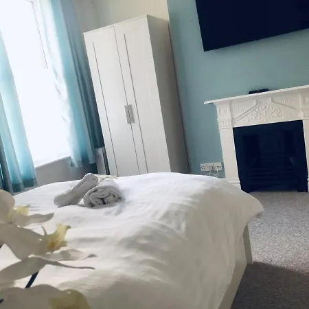 Poole Stay-2