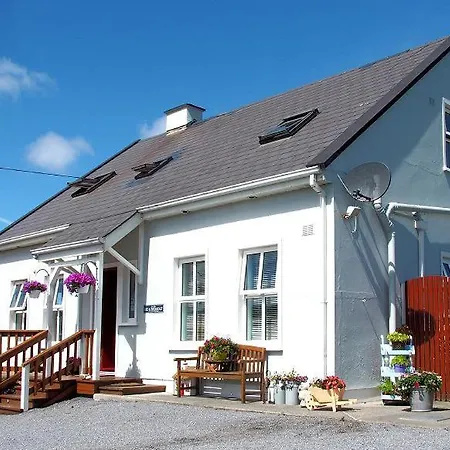 Doolin Lanelodge-3