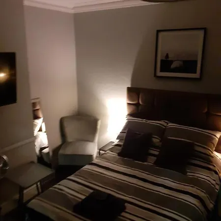 Caversham Lodge-2