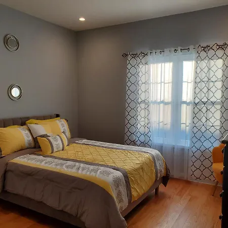 Guest House Located 10 Minutes From Jfk Airport-3