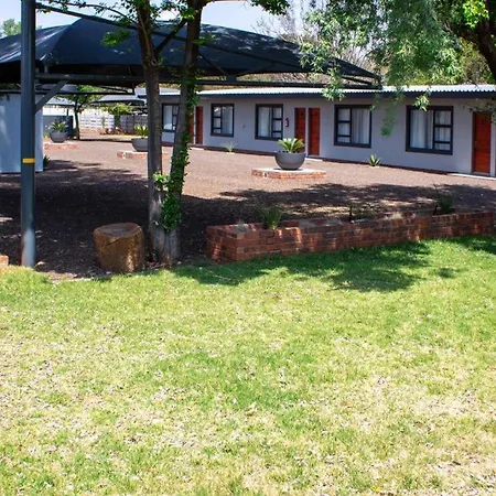Khanyisa Lifestyle-2