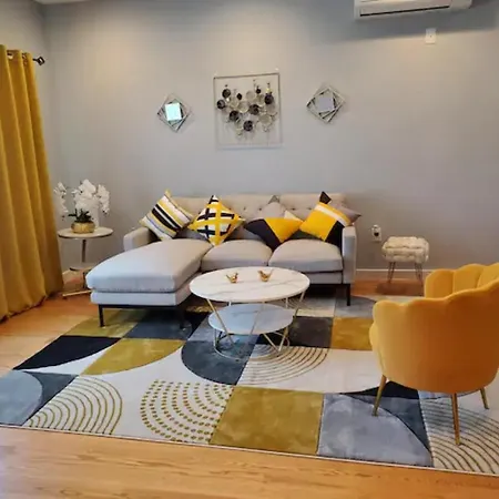Guest House Located 10 Minutes From Jfk Airport-2