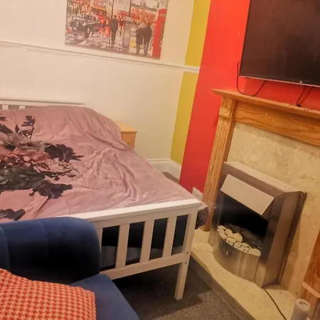 The Vacationers - Pvt Rooms With Shared Bath-3
