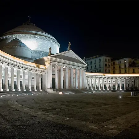 Piazza Bovio 22-3