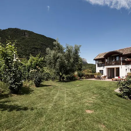 Weingut Weidlhof - Suite & Breakfast - Vacation For Wine Lovers-3