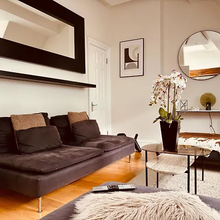 Robert House-2