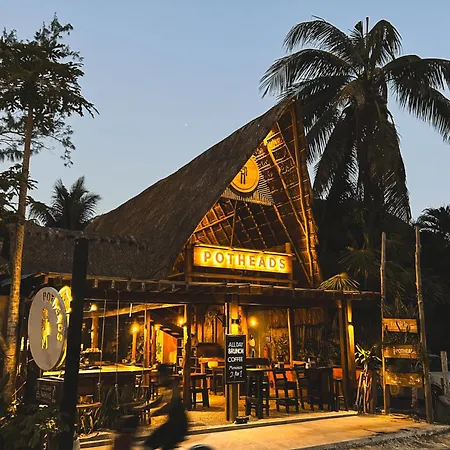 Tunich Jungle Cabanas-2