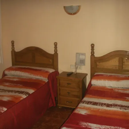 Hostal La Nava-3