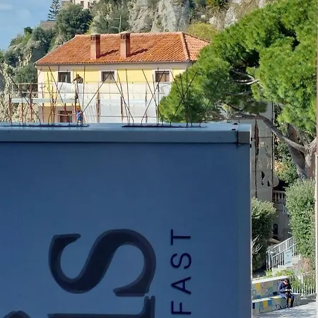 B&B New Acropolis-3