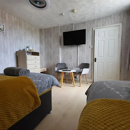 Daffodil Guest House-3