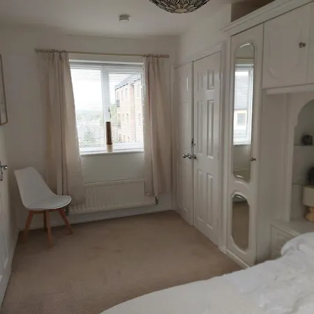 210 Greenlea Court-2