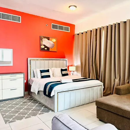 Private Rooms In 3 Bedroom Apartment Skynest Homes Marina Pinnacle-2