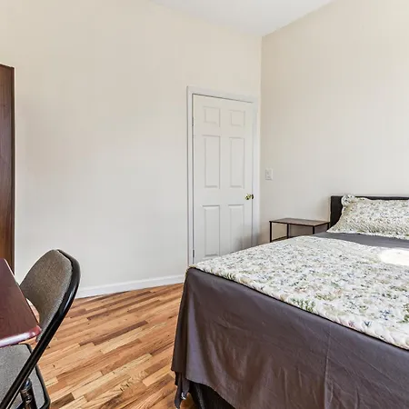 Empire Blvd Guest House-3