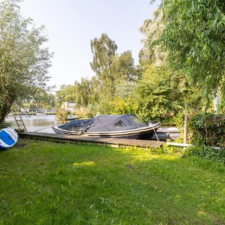 Het Huis Met De Groene Deur-3