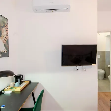 Una stanza alPigneto-3