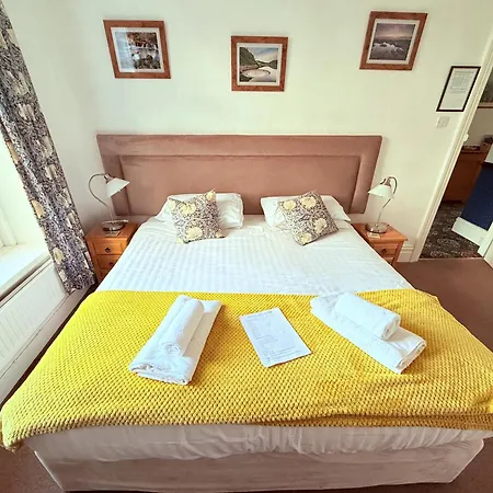 The Old Manse Guesthouse-2