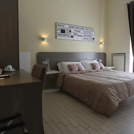 Suite 39 B&B-3