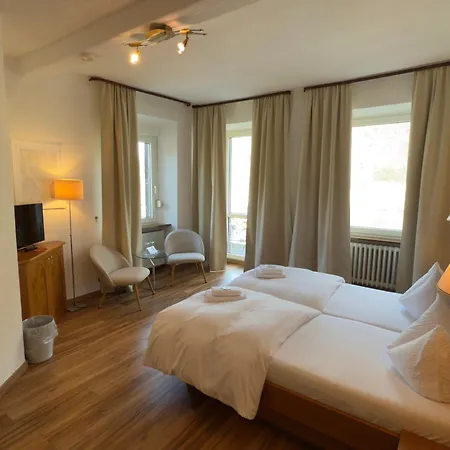 Hotel "Zur Schoenen Aussicht"-2
