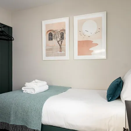 Brayford House Carholme Road - Serviced Accommodation In Lincoln For Contractors, Business & Leisure Stays-2