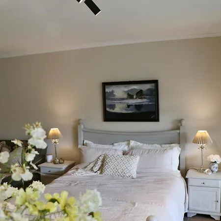 Maison De Hobson Luxury Guest Suite-2