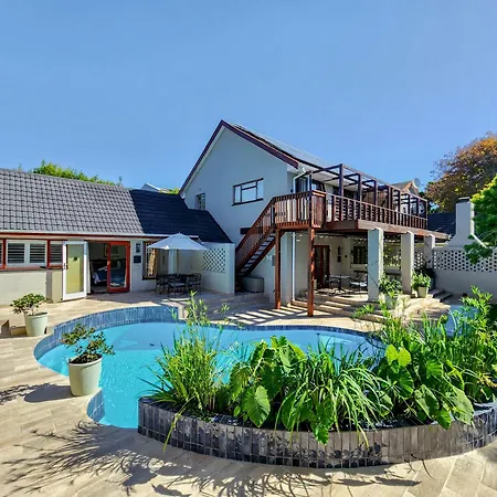 Branch & Vine Cottages - Constantia-3