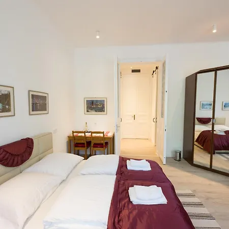 Wagner Villa 902 With Free Private Parking-2