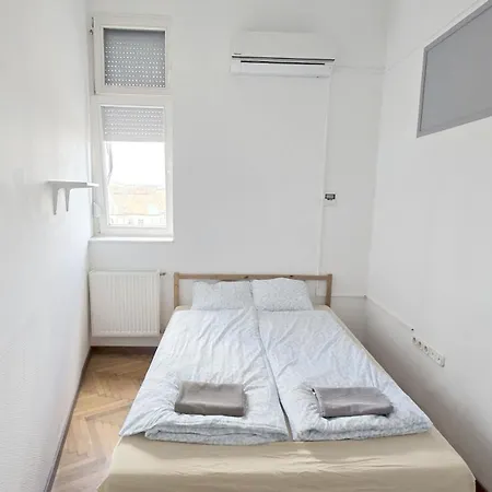 Artist Guest House-3