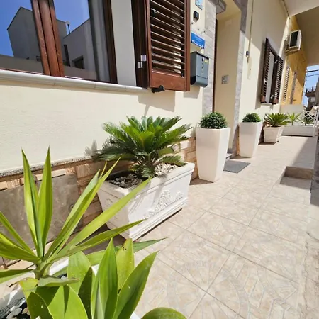 Perla Del Sud - Guest House-3