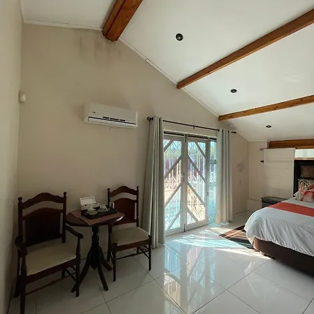 Zinzanathi Guest House-3
