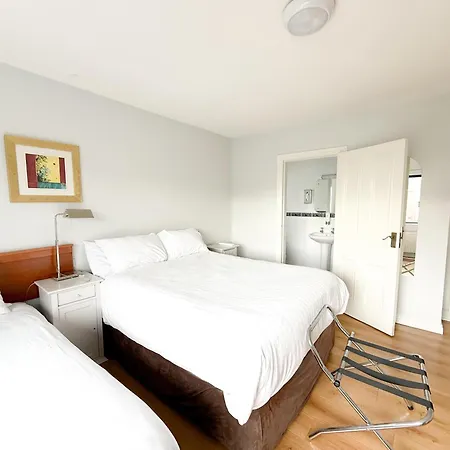 Lynfield Lodge-2