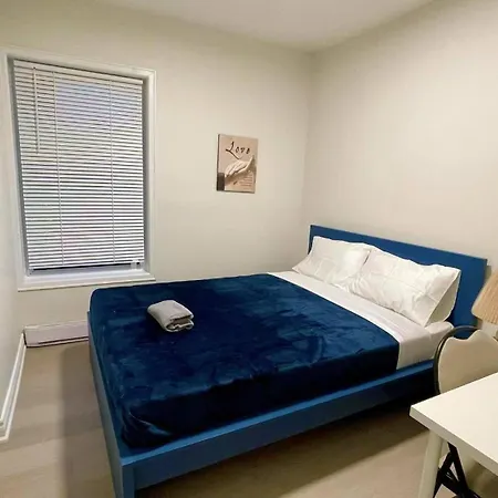 Warm Downtown Home-2