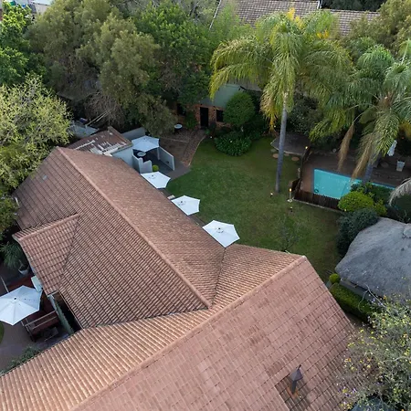 Khayamanzi Guesthouse-2