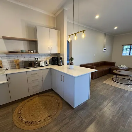 Family Garden Suite - Sleeps 4-3