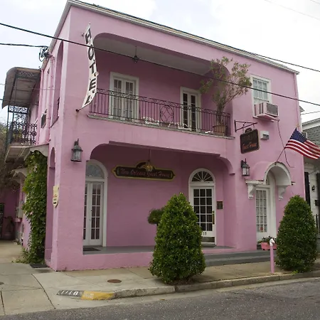 New Orleans Guest House-3