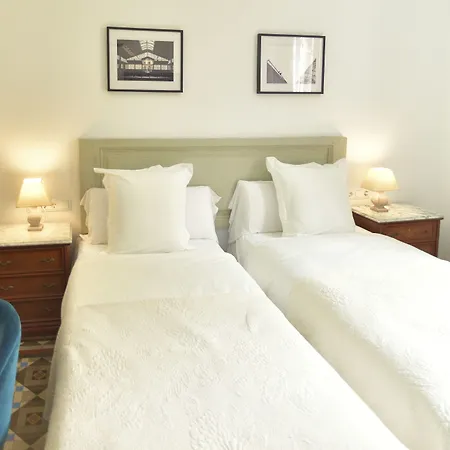 Hostal Girona-2